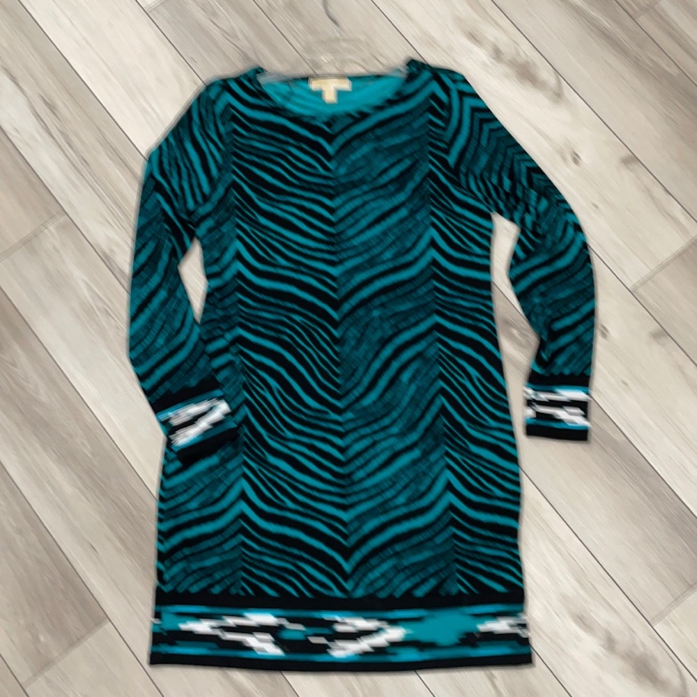 Michael Kors soft knit dress in teal, black and white